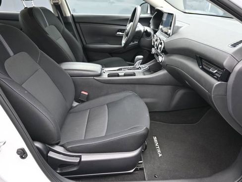 Used 2024 Nissan Sentra SV image 30