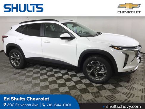 New 2026 Chevrolet Trax LT image 1