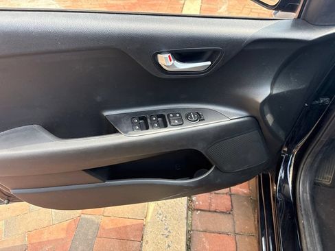 Certified 2022 Kia Rio S FWD image 13