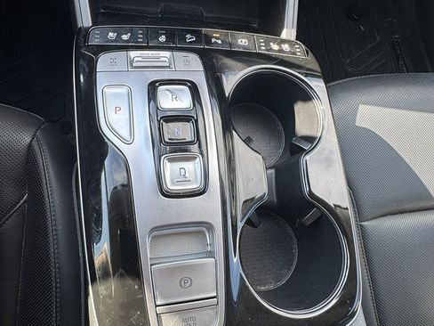Used 2022 Hyundai Tucson Limited w/ Cargo Package AWD/4WD image 11