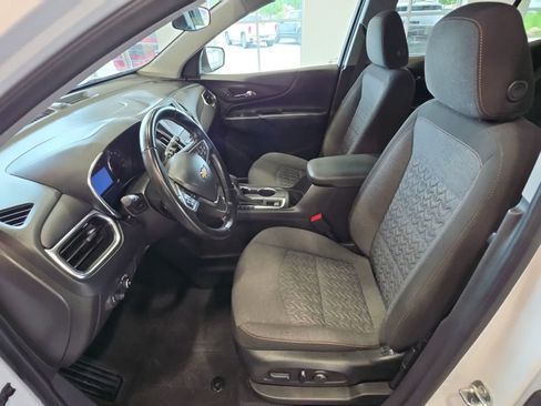 Used 2023 Chevrolet Equinox LT FWD image 16