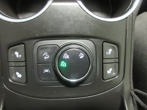 Used 2019 GMC Terrain SLT w/ Preferred Package image 33