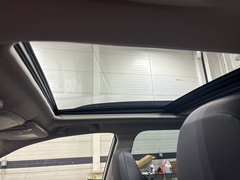 Certified 2023 Subaru Forester Limited image 23