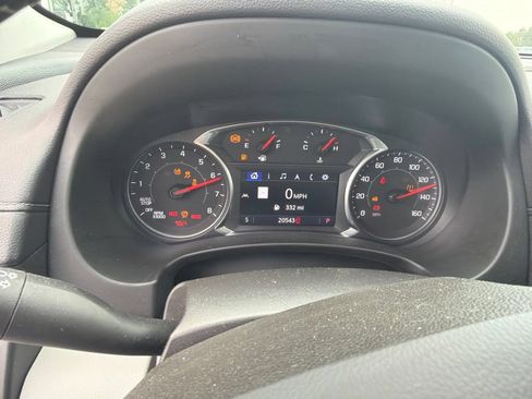 Used 2023 GMC Terrain SLT w/ Infotainment Package II AWD/4WD image 10