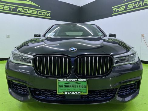 Used 2018 BMW 750i xDrive AWD/4WD image 3