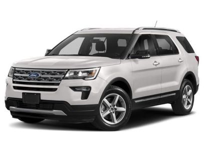 Used 2019 Ford Explorer XLT w/ Equipment Group 202A