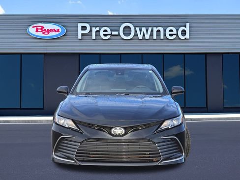 Used 2024 Toyota Camry LE image 2