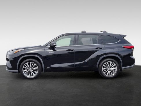 Used 2021 Toyota Highlander Platinum AWD/4WD image 7