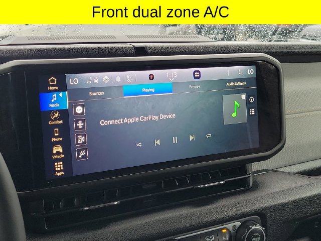 Used 2024 Jeep Wrangler Unlimited w/ Convenience Group AWD/4WD image 15