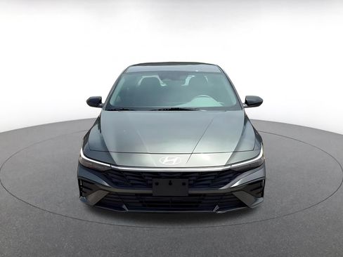 Used 2026 Hyundai Elantra Sport FWD image 4