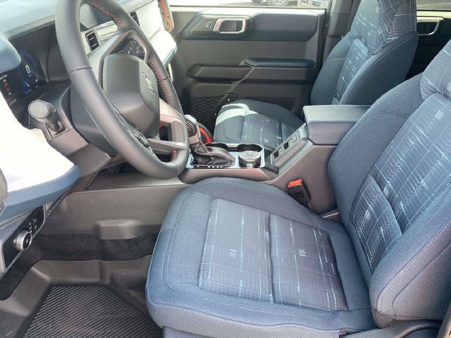 New 2026 Ford Bronco Heritage Edition AWD/4WD image 6