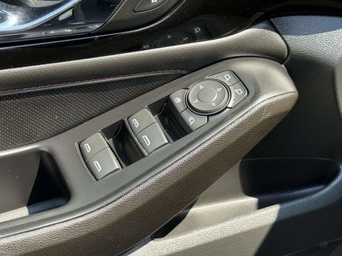 Certified 2023 Chevrolet Traverse RS AWD/4WD image 11