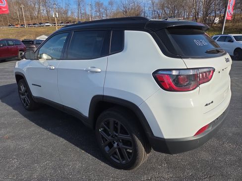 New 2026 Jeep Compass Limited AWD/4WD image 4
