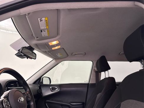 Used 2020 Kia Soul EX FWD image 31