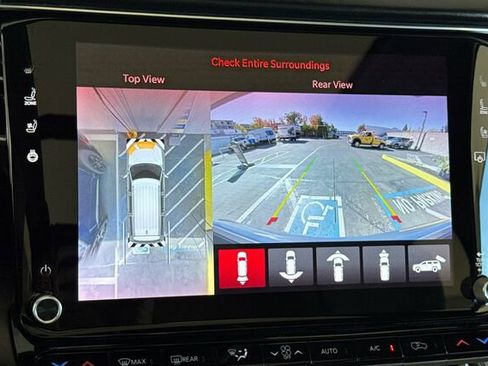 Used 2022 Jeep Grand Wagoneer Series II w/ Convenience Group III image 18