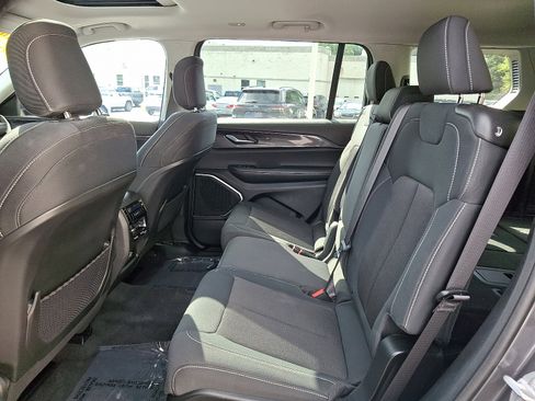 Certified 2022 Jeep Grand Cherokee L Laredo w/ Luxury Tech Group I image 10