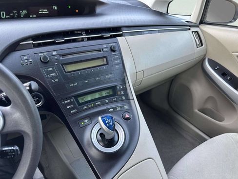 Used 2010 Toyota Prius FWD image 28