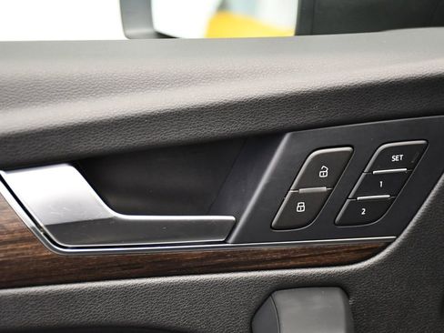 Certified 2023 Audi Q5 2.0T Premium w/ Convenience Package image 35