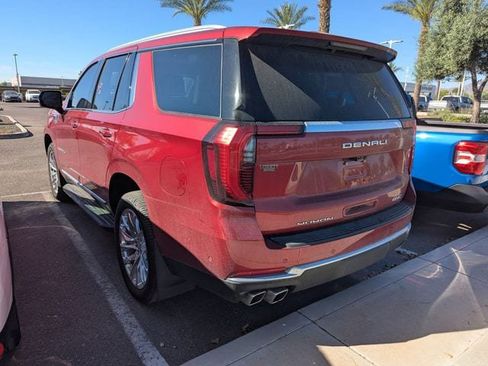 Used 2025 GMC Yukon Denali w/ Advanced Technology Package image 6