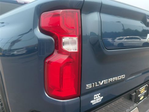 Used 2024 Chevrolet Silverado 2500 LTZ w/ LTZ Convenience Package AWD/4WD image 41
