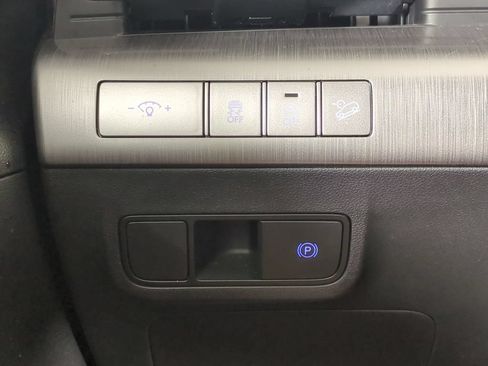Used 2024 Hyundai Kona SE FWD image 26