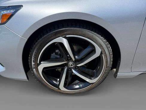 Used 2022 Honda Accord Sport image 9