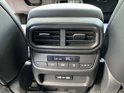 Used 2023 Honda Pilot EX-L image 22