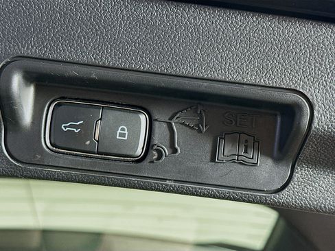 Used 2023 Ford Explorer XLT w/ Equipment Group 202A image 30