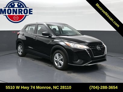 Certified 2025 Nissan Kicks Play S