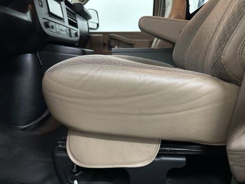 Used 2021 Chevrolet Express 2500 w/ Driver Convenience Package RWD image 35