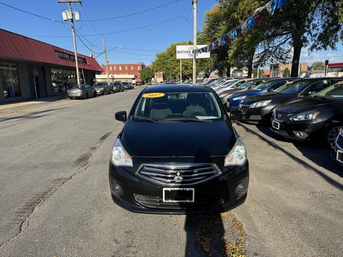 Used 2017 Mitsubishi Mirage G4 ES image 3