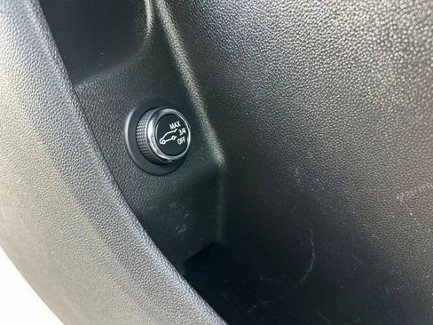 Used 2019 Cadillac XT4 Sport w/ Cold Weather Package AWD/4WD image 14