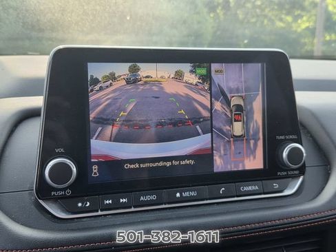 Used 2025 Nissan Rogue SV AWD/4WD image 21