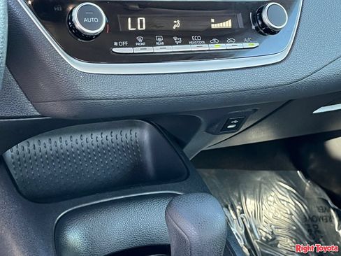 Certified 2024 Toyota Corolla LE FWD image 30