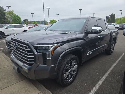 Used 2023 Toyota Tundra Capstone AWD/4WD image 1
