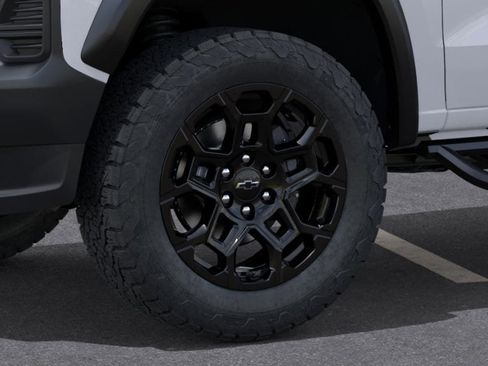 New 2026 Chevrolet Colorado Trail Boss AWD/4WD image 9
