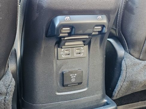 Used 2021 Jeep Wrangler Unlimited Sahara AWD/4WD image 33