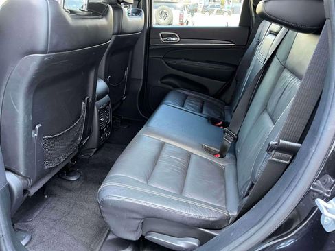 Used 2015 Jeep Grand Cherokee Limited image 16