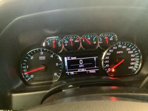 Used 2017 Chevrolet Silverado 1500 LT w/ All Star Edition AWD/4WD image 9