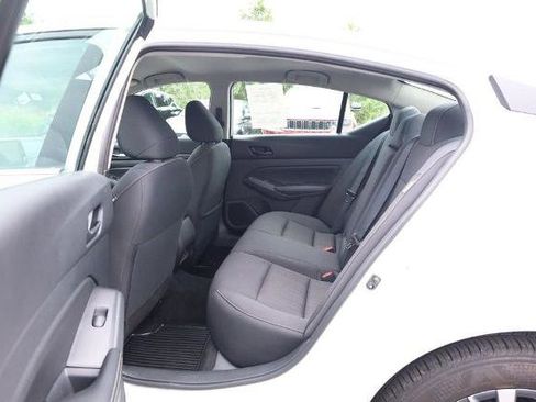 Certified 2025 Nissan Altima 2.5 SV FWD image 20
