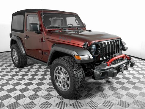 Used 2021 Jeep Wrangler Willys image 3