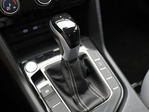 Used 2024 Volkswagen Taos S image 20