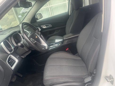 Used 2017 Chevrolet Equinox LT w/ Convenience Package AWD/4WD image 11