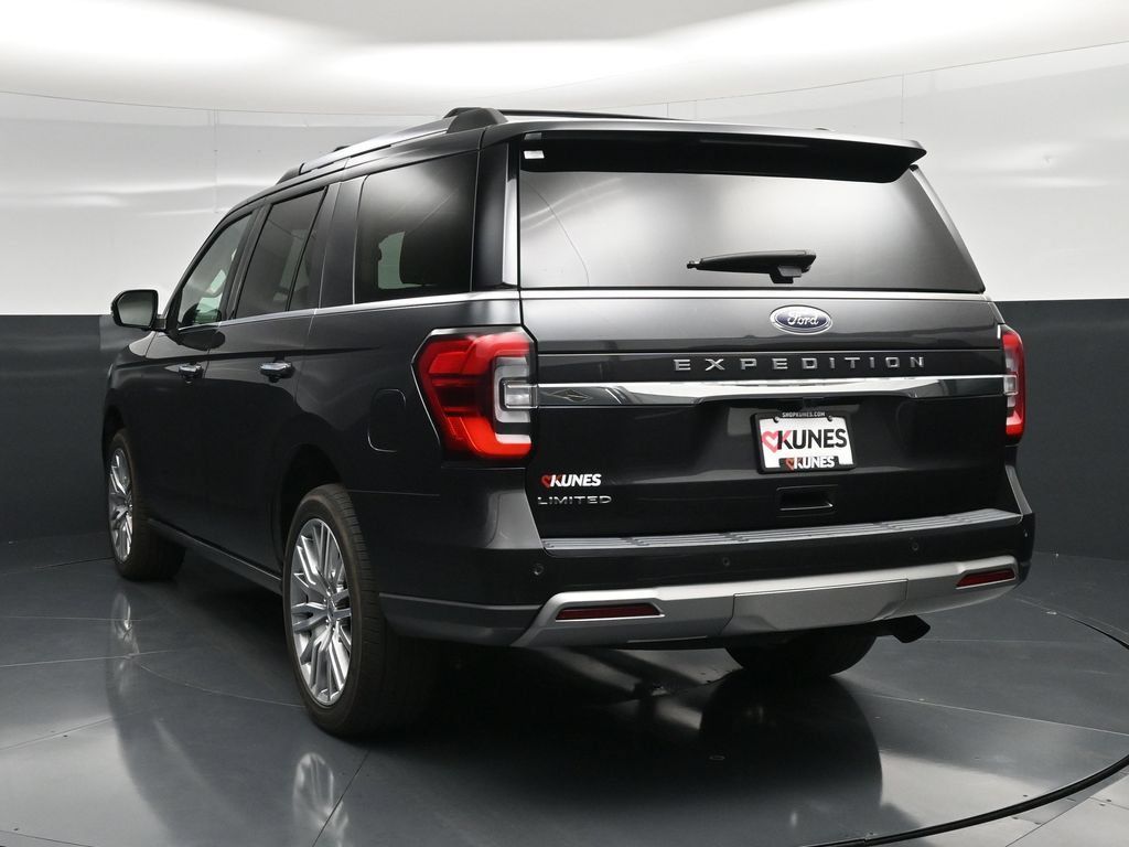 Used 2024 Ford Expedition Limited AWD/4WD image 11