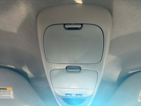 Used 2003 Ford F350 Lariat image 18