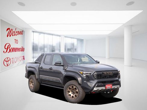 New 2026 Toyota Tacoma 4x4 Double Cab Hybrid image 2