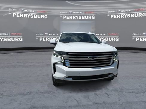 Used 2024 Chevrolet Tahoe High Country AWD/4WD image 3