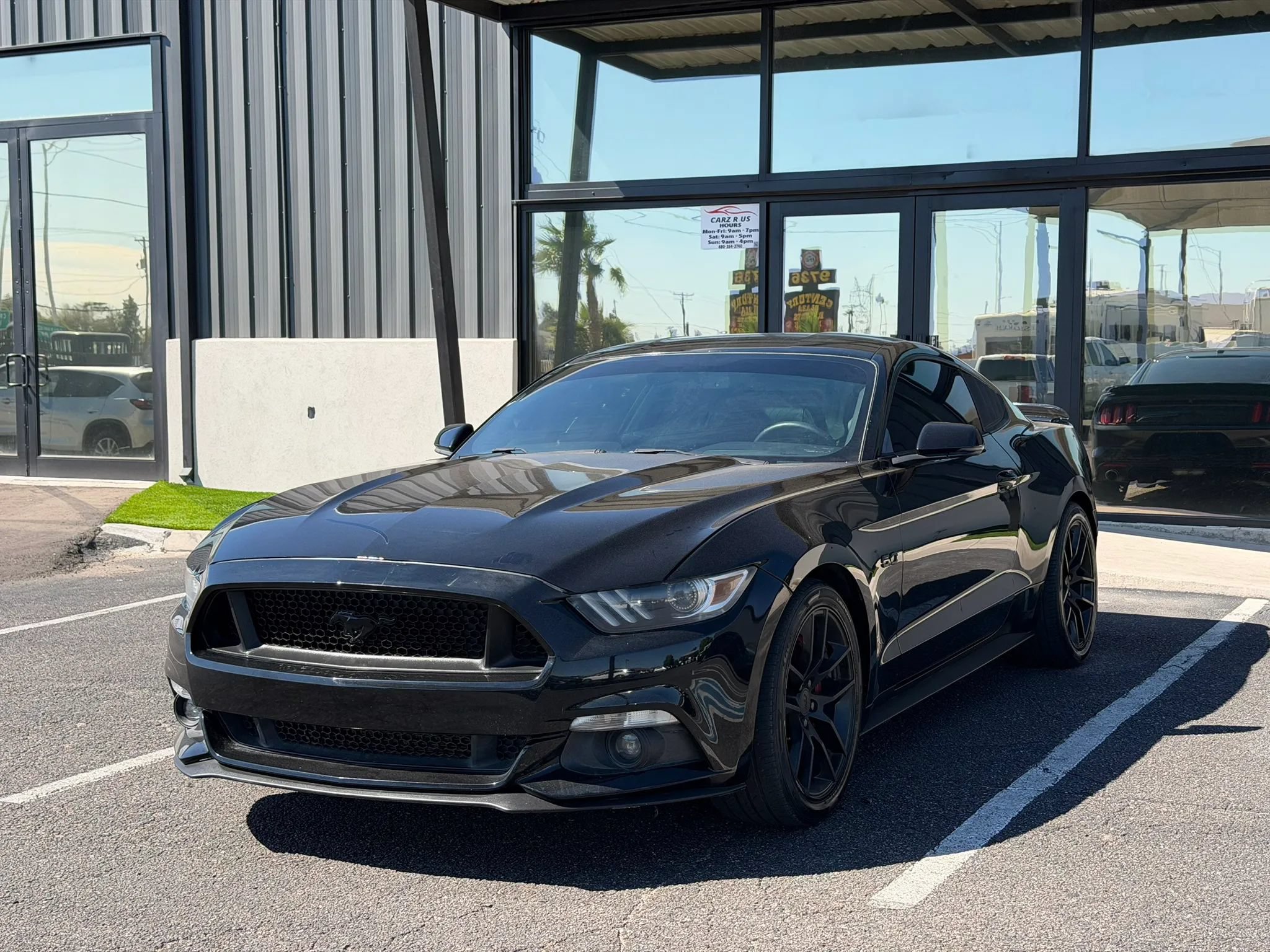 Used 2017 Ford Mustang GT Premium w/ Black Accent Package RWD image 1