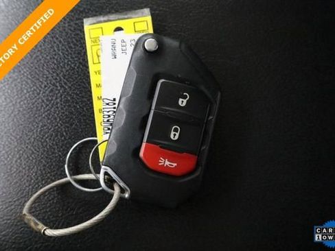 Used 2023 Jeep Wrangler Unlimited Rubicon image 41