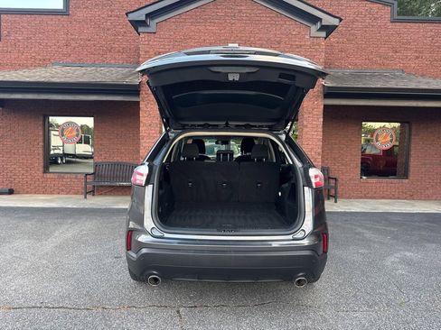 Used 2020 Ford Edge SE image 36